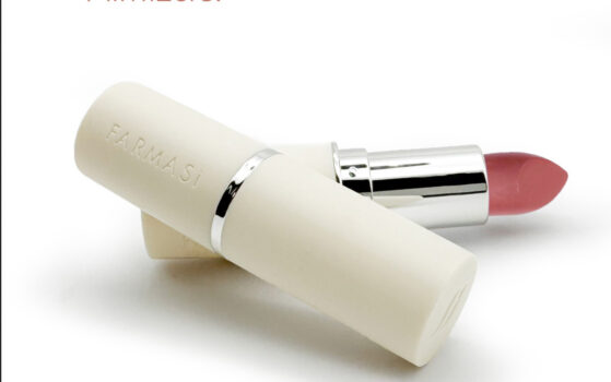 BB Glaze Lápiz Labial Farmasi