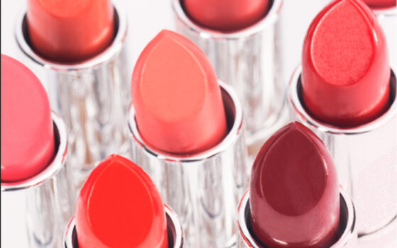 Creamy Lápiz Labial Farmasi