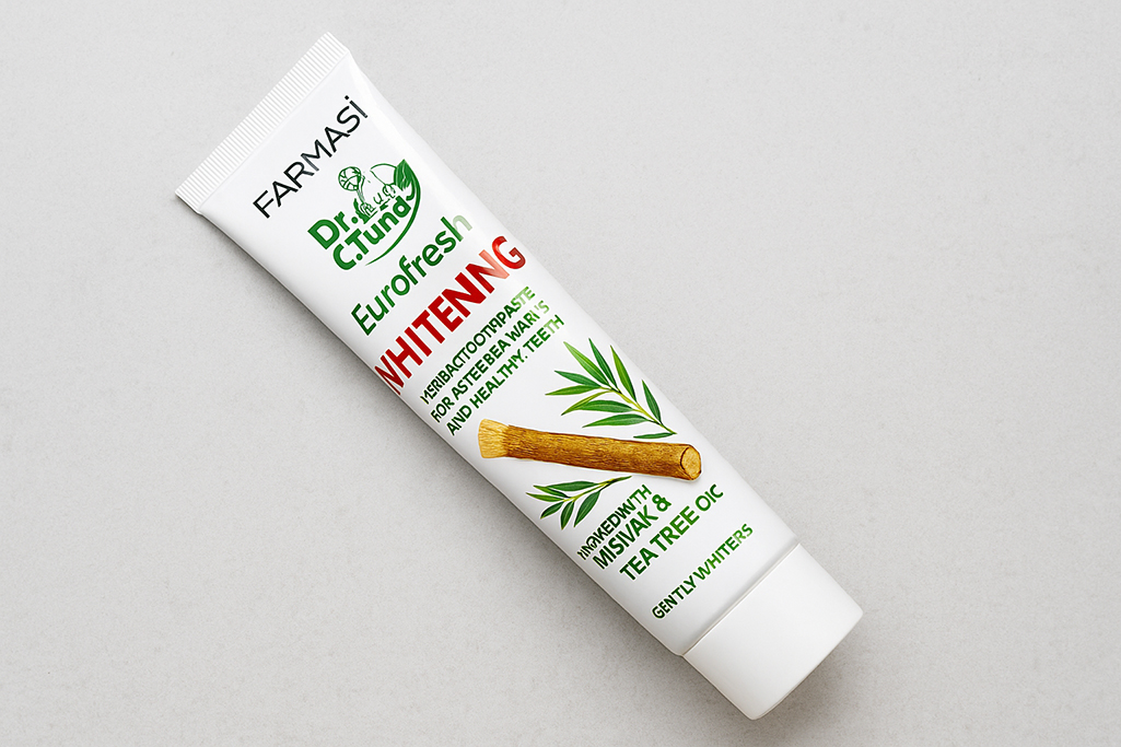 Pasta Dental Blanqueadora Farmasi Dr. C. Tuna